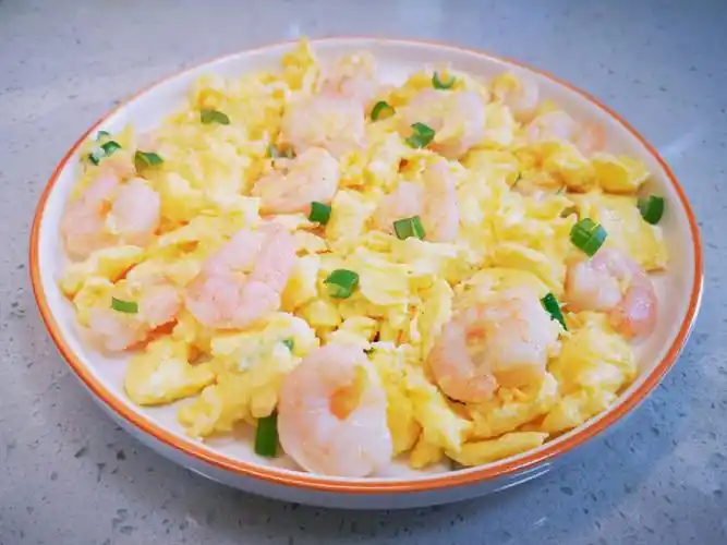 健康一人食鲜嫩丝滑虾仁滑蛋敬上7575