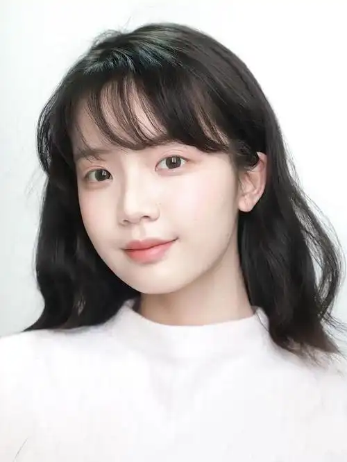 皮肤暗沉,长斑?日常护肤做好这4点,肌肤水嫩光滑