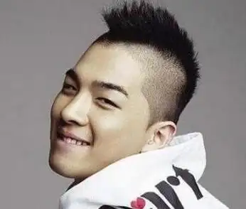 男士长毛寸发型图片 专属型男的毛寸发型