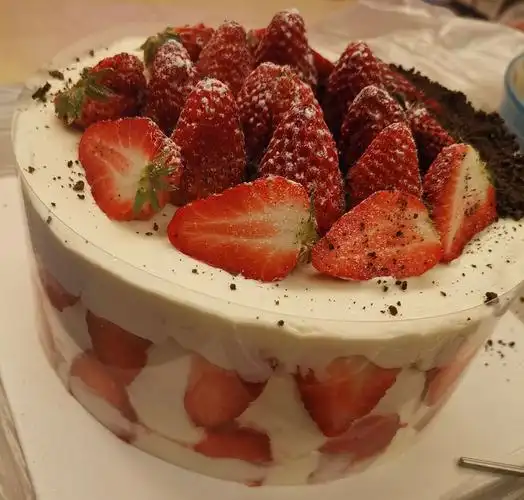 小女儿买的生日蛋糕