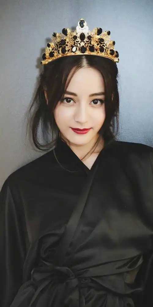 气质女王迪丽热巴