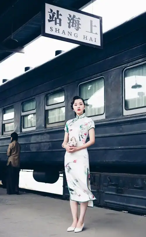 宋轶穿旗袍的时候可以有多撩人秒变民国初恋