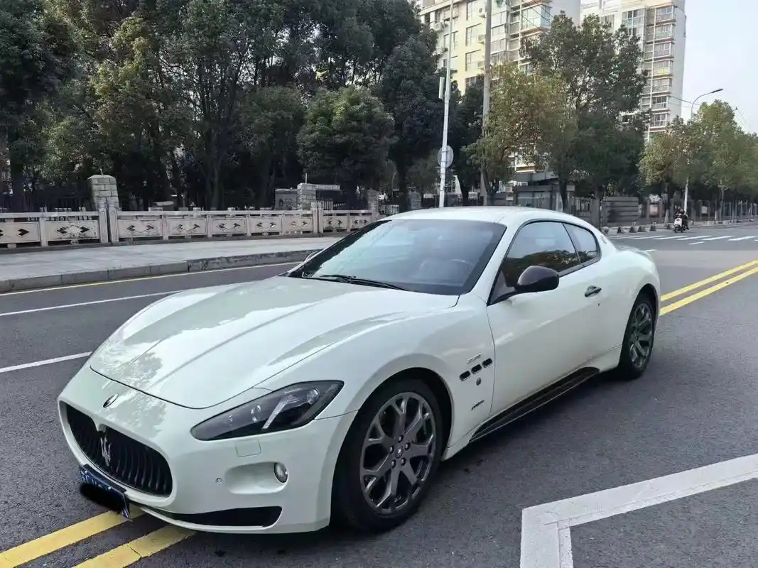 18年5月玛莎拉蒂gt 一手车原版原漆 2.7万公里 4 - 抖音