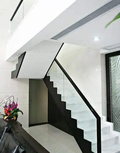 现代风格237平复式四室两厅装修效果图