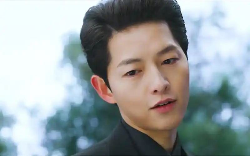 宋仲基化身黑道律师,以暴制暴!