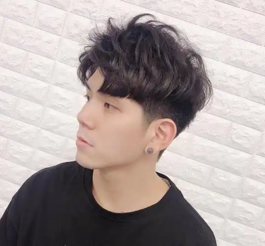 男士韩式欧巴发型 12款流行韩男发型变身邻家男孩(7) - 发型设计