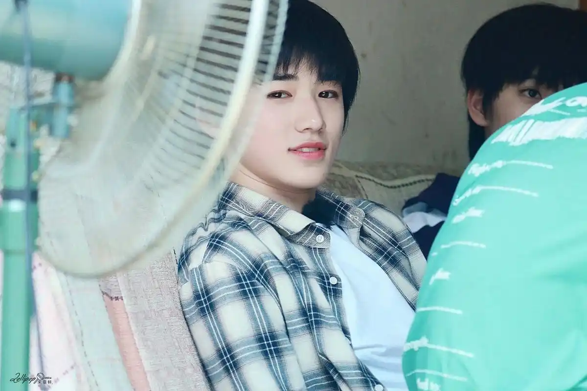 宋亚轩 cr.logo - 堆糖,美图壁纸兴趣社区