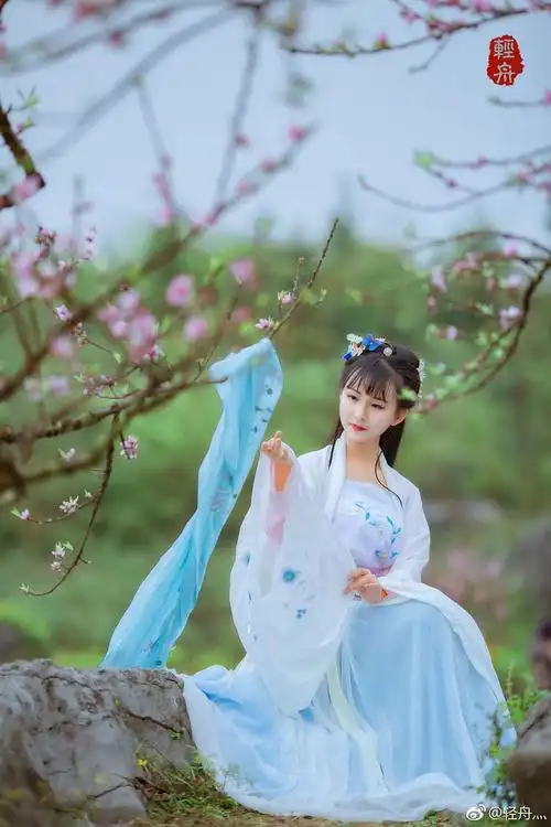 古风汉服高清美女写真集,唯美凄凉太美了