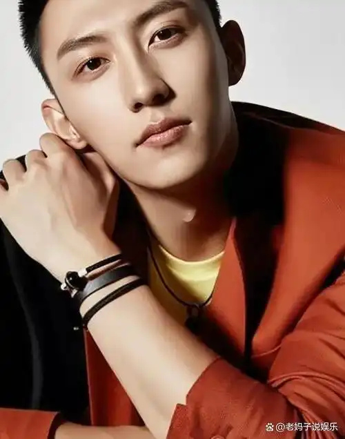 贾冰,中国内地男演员,1980年7月29日出生于辽宁省沈阳市,现年43岁.