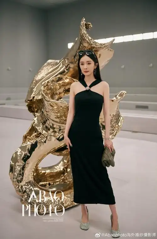 杨幂将去巴黎时装周##杨幂涂山红红##杨幂关雪