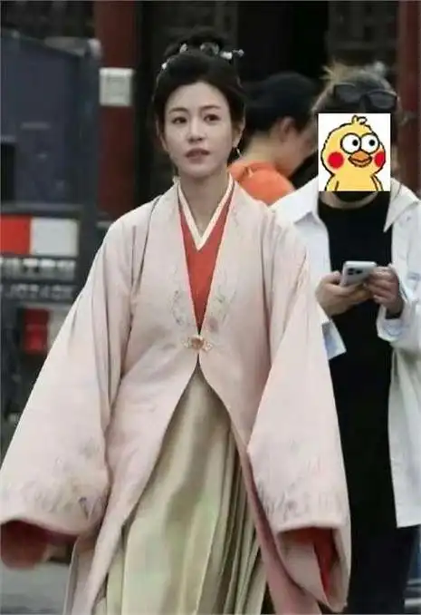 36岁赵丽颖依旧演古偶40岁陈妍希给肖战演妈了孙俪说的真没错