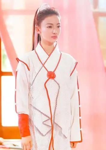 原创9位女星古装高马尾造型赵露思帅气杨幂霸气迪丽热巴蟑螂须被嫌弃