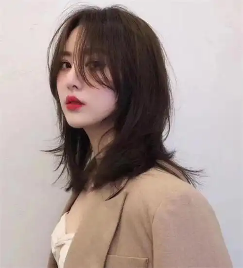 最新无刘海锁骨发直发锁骨发直发简直不要太好看