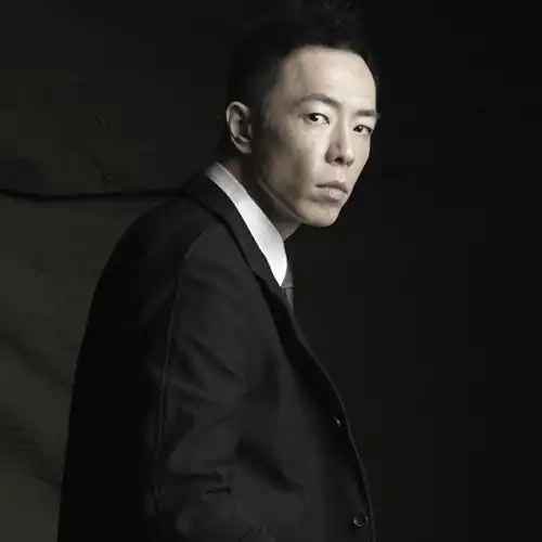 图我是歌手黄贯中光辉岁月歌曲欣赏节目演唱他人曲目遭担忧