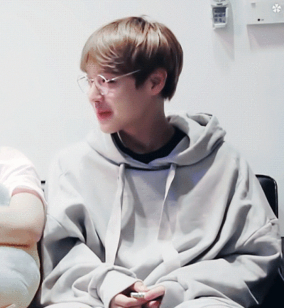 朴志训gif.by晗昏wink.