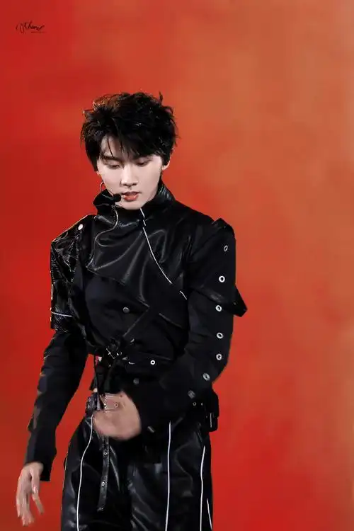 马嘉祺楼间楼演唱会##马嘉祺灿烂的花园