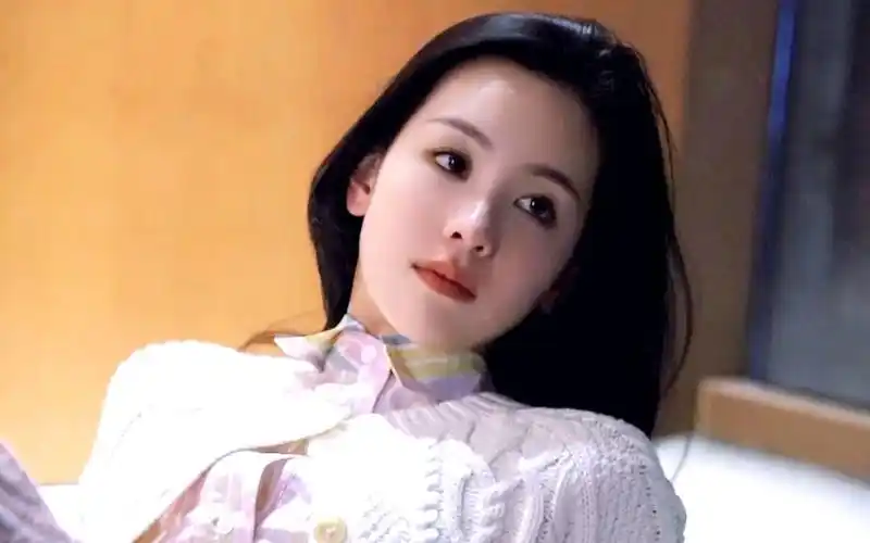 南航校花陈都灵写真拍摄