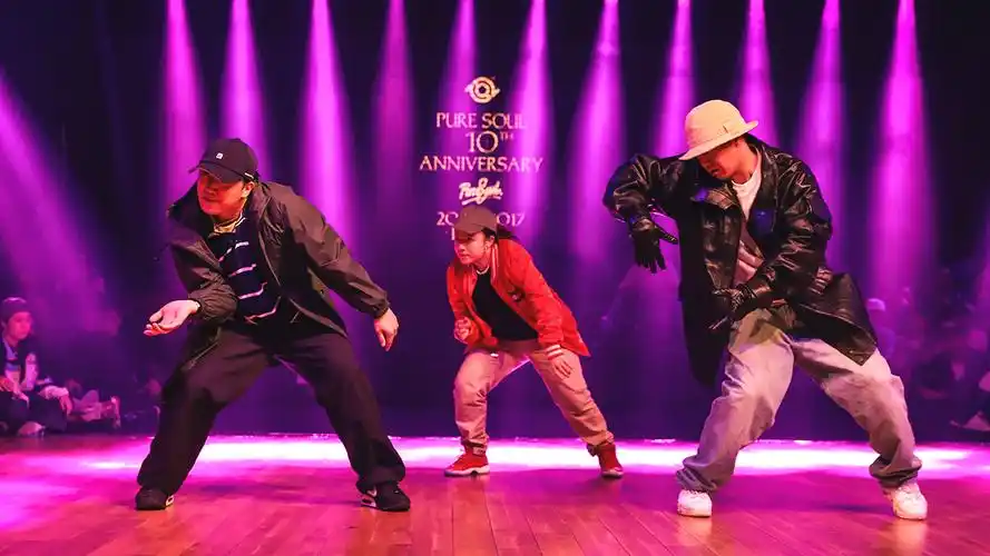 pure nature – pure soul 十周年齐舞表演 - 街舞视频 – vhiphop