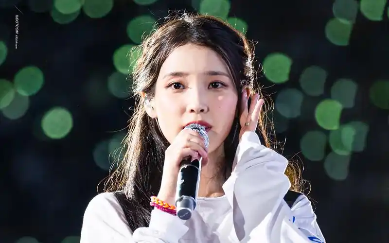 iu 2022 the golden hour 蚕室演唱会高清照片合集