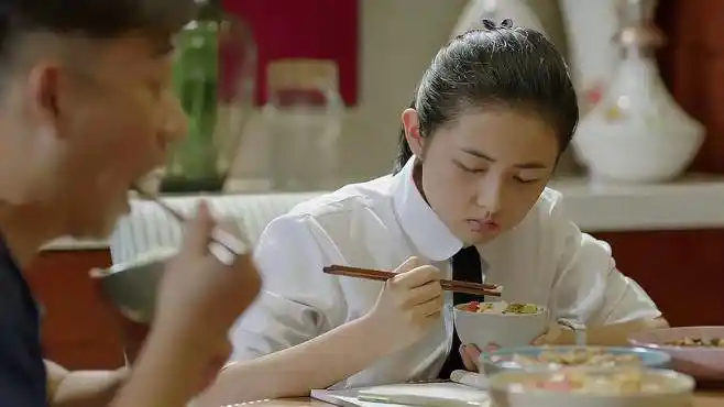 小别离:方朵朵的日常生活,两点一线,除了家里就是学校!