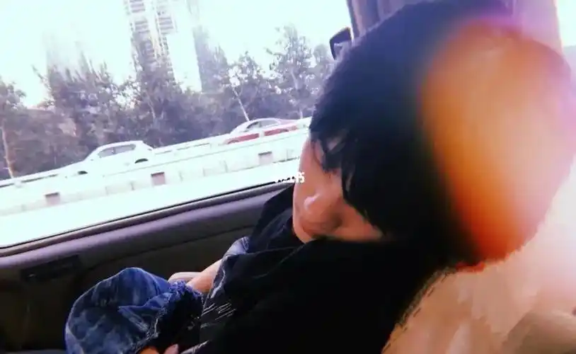 周震南的女友视角