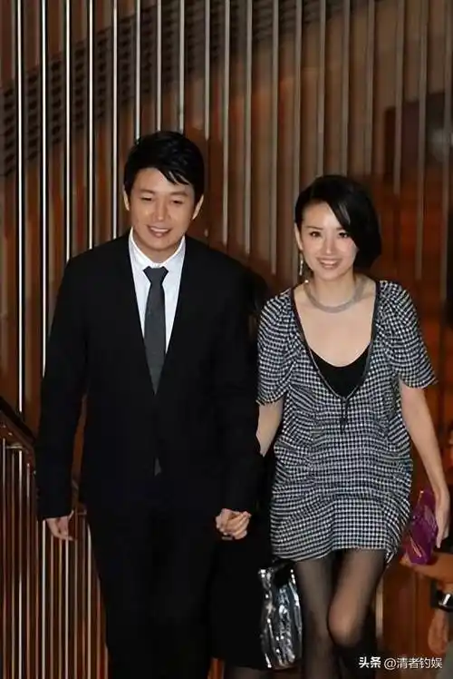 足以可见看中王大治真的是少数人的选择,但董洁不仅看