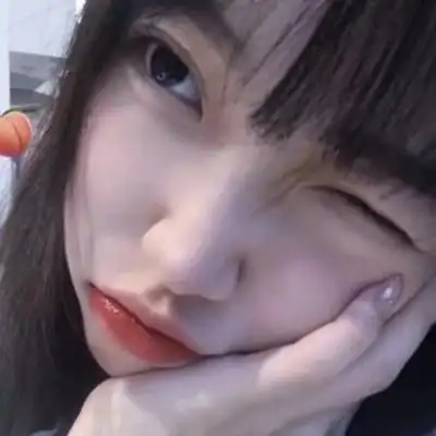 成熟温柔女头像