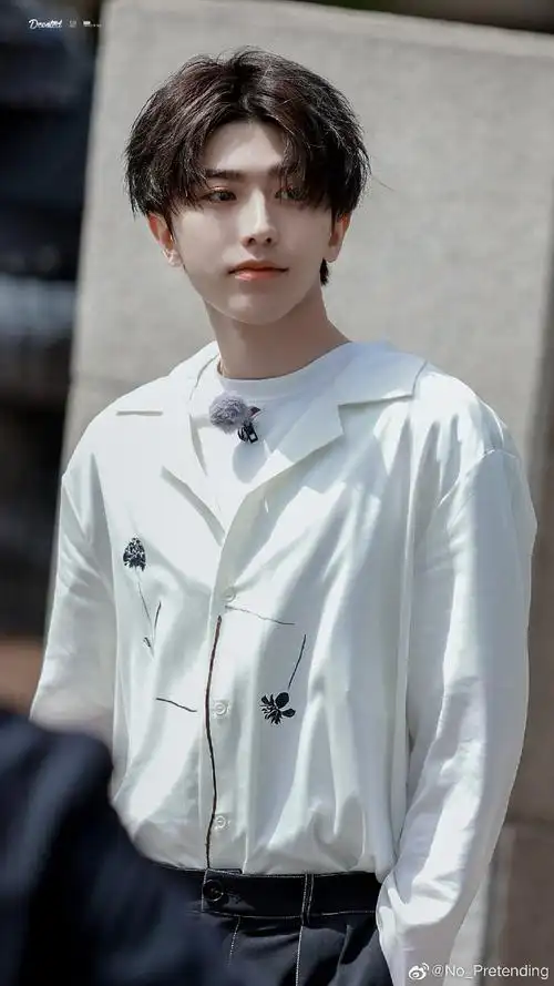 蔡徐坤新专辑迷##蔡徐坤2021个人巡回演唱会