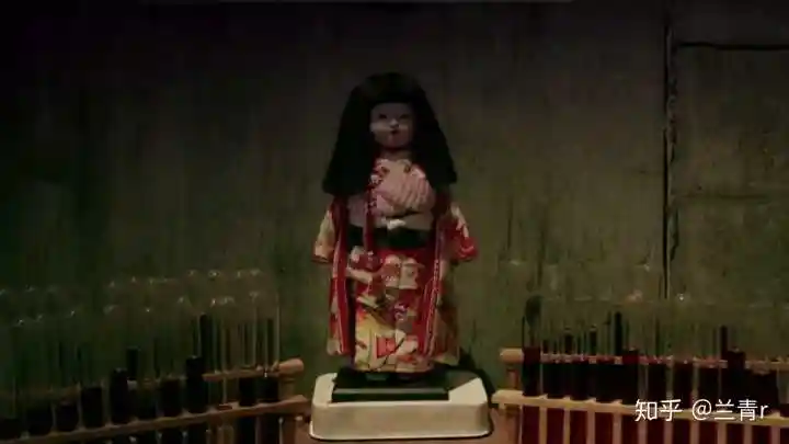 灵魂摆渡里的日本鬼娃娃是什么身份?