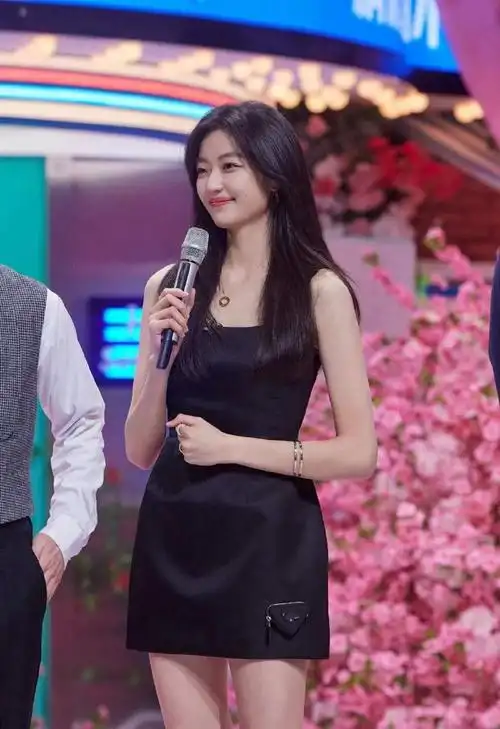 孙千172高不到97斤#孙千这身高172厘米,体重却不到97斤,简直是模贪沣