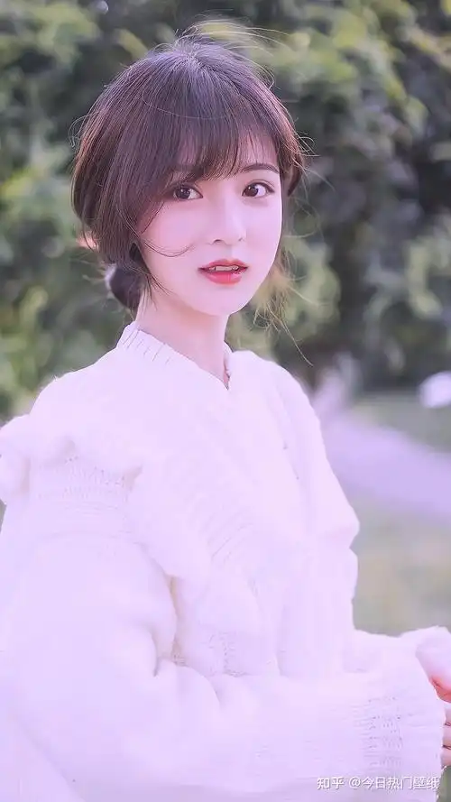 有没有性感美女姐姐的壁纸