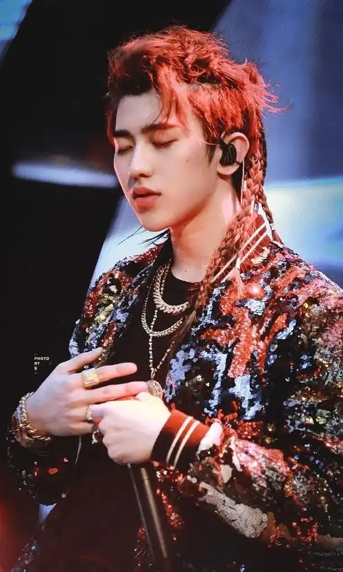 闭眼要什么?要亲亲才能起    #蔡徐坤#ride or die至死不渝-蔡徐坤