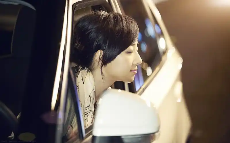 桂纶镁壁纸桌面写真图片-自制640x1136壁纸.高清大图-明星写真馆n63.