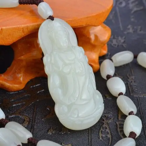 同伴 和田玉观音牌项链 玉石观音项链男女款玉项链 带证书_ 2折现价