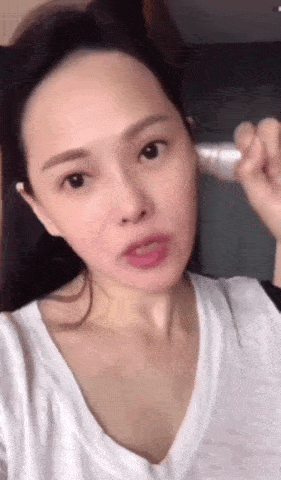 伊能静保养涉及身上每个角落,她还传授了自制平价手膜的办法:将绵羊油