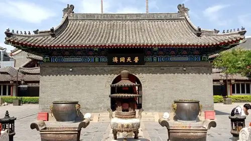 天津天后宫前殿两侧的石兽天津天后宫前殿天津天后宫牌坊天津天后宫