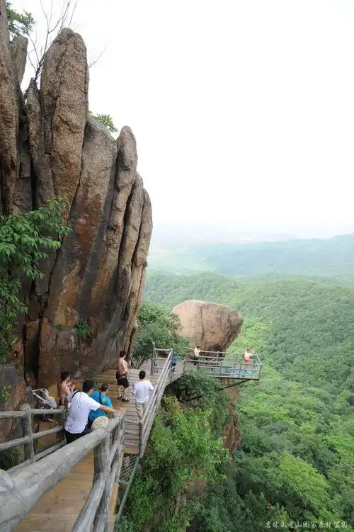 吉林市朱雀山国家森林公园