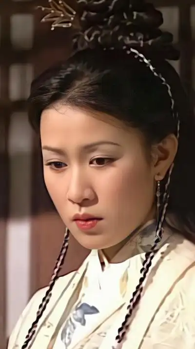 佘诗曼年轻时也太美了!