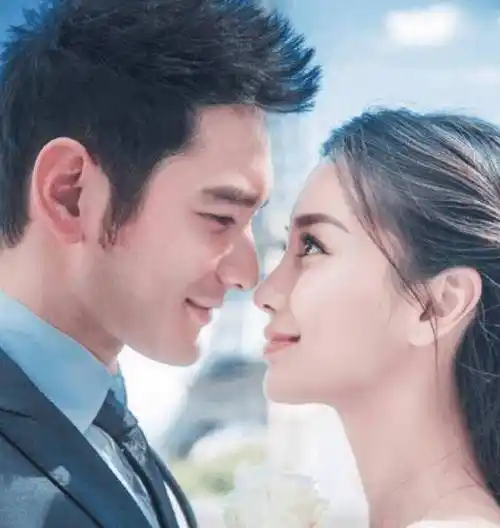 你还记得baby当年向黄晓明表白的微博吗?