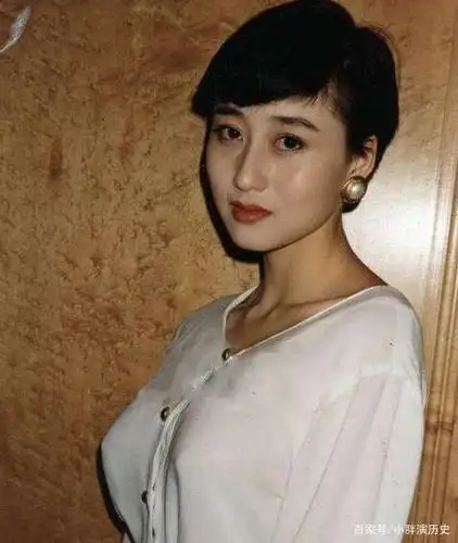 红极一时的"亚洲小姐"利智,为何因李连杰的一句话,退出了娱乐圈?