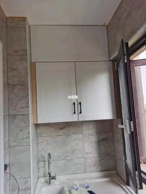 这样的阳台吊柜你喜欢吗