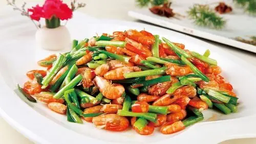 韭菜炒河虾怎么制作