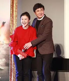 沈腾获年度男演员 老婆王琦个人资料家庭背景遭扒