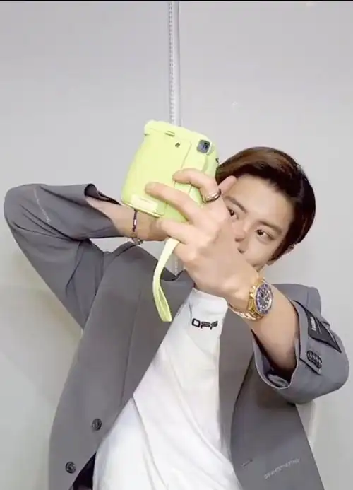 朴灿烈男友视角/朴灿烈女友视角 我良心发现回来营业了 自截自调灿烈