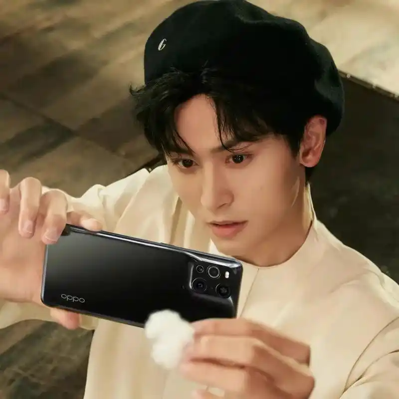 张哲瀚头像图片:瀚瀚子绝美