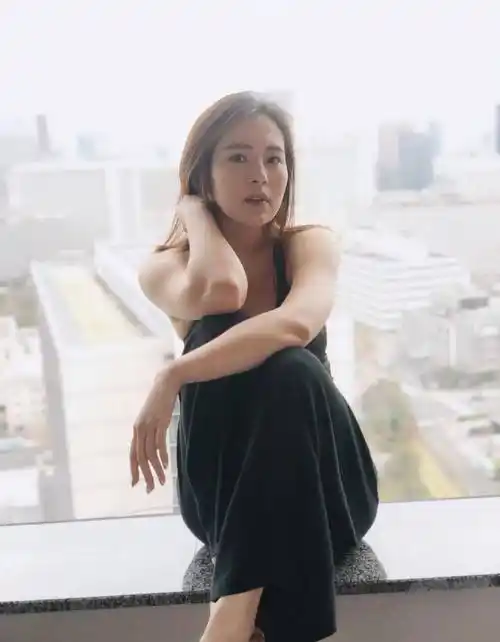 彭于晏"第一任老婆",怒减22斤强势回归,岁月只会饶过自律的女人