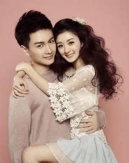 扒陈晓赵丽颖分手秘辛 昔日亲密合照曝光_明星_美桌网