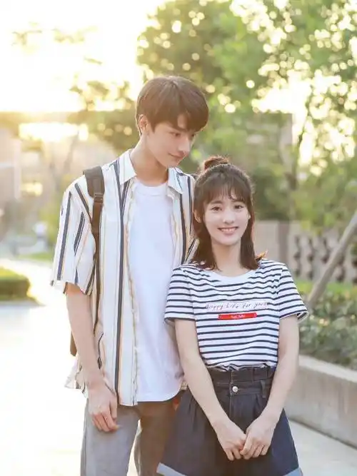 关于邢菲的10件事:甜宠剧专业户,传闻是郑爽表妹,出道六年作品近30部