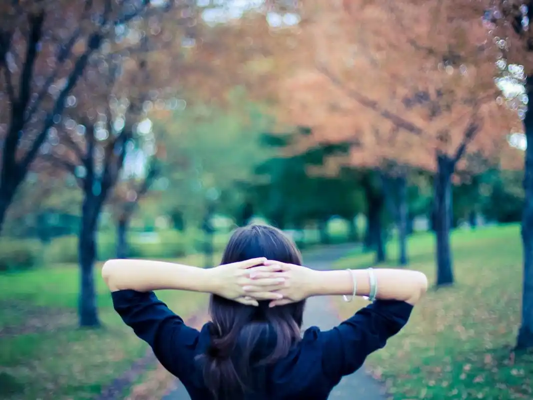 背影,女孩,意境,唯美,伤感,一个人,tyrekewhite,静谧安然,秋逝秋又归