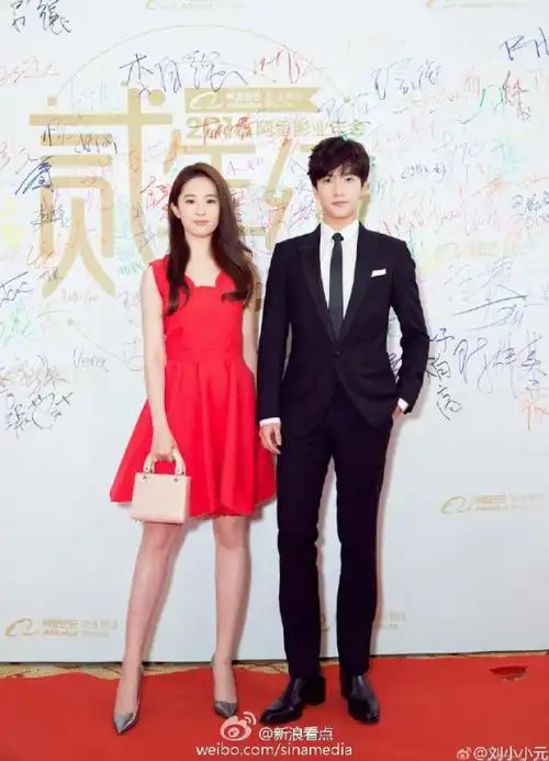 多图(女神刘亦菲和男神杨洋(>ω *)) 美人隔云端 十年的女神未变